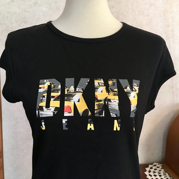 DKNY Tops - NEW DKNY Black Graphic Taxi Logo Tee Size Large